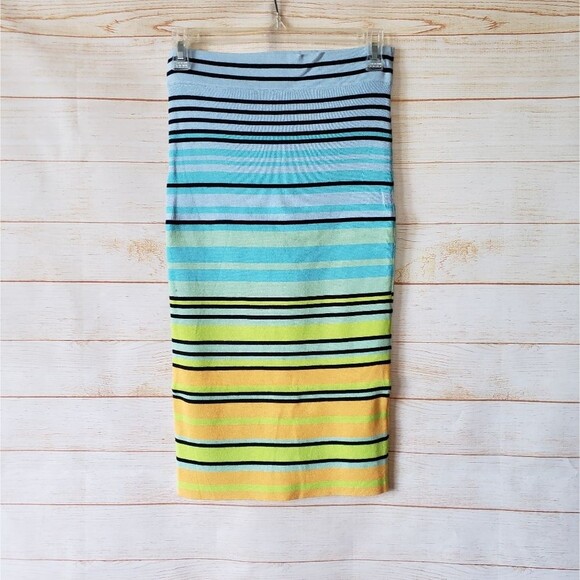 Le Superbe Oaxaca Multi Stripe Rib Knit Pencil Skirt Women's Size Medium - Picture 3 of 9